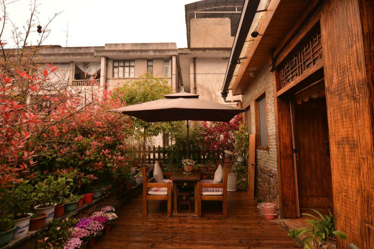 Floral Hotel - Baihui Living 張家界市 エクステリア 写真